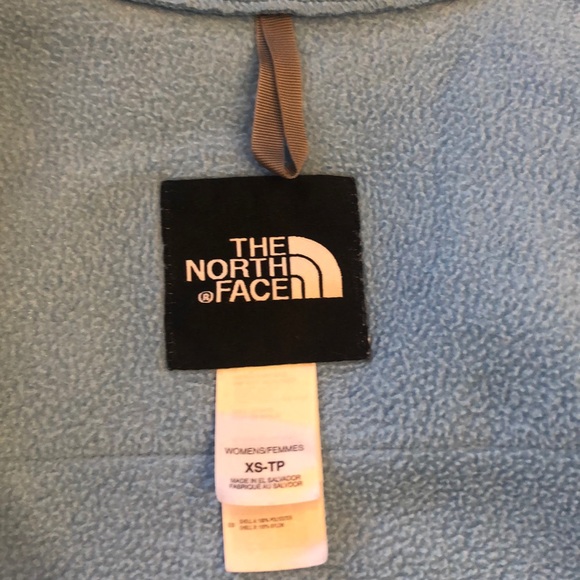 Baby blue North Face women’s jacket - Picture 3 of 7